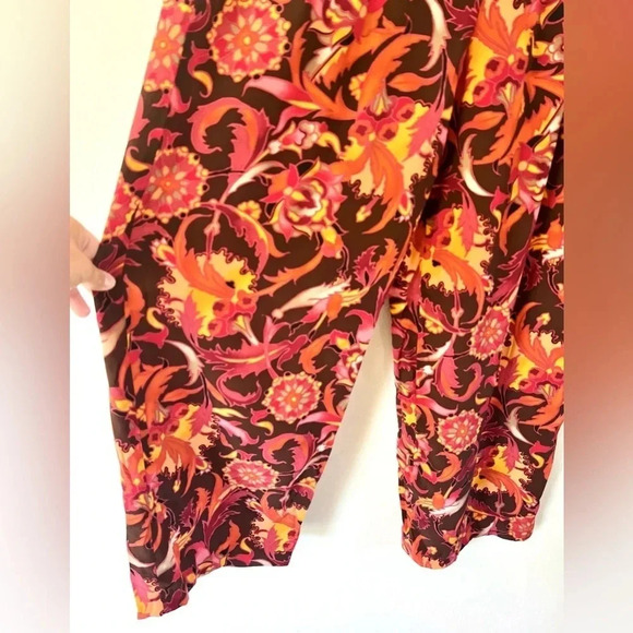 Diane Von Furstengerg Vintage 100% Silk Abstract Pull-On Wide Leg Pants Medium - Picture 5 of 9
